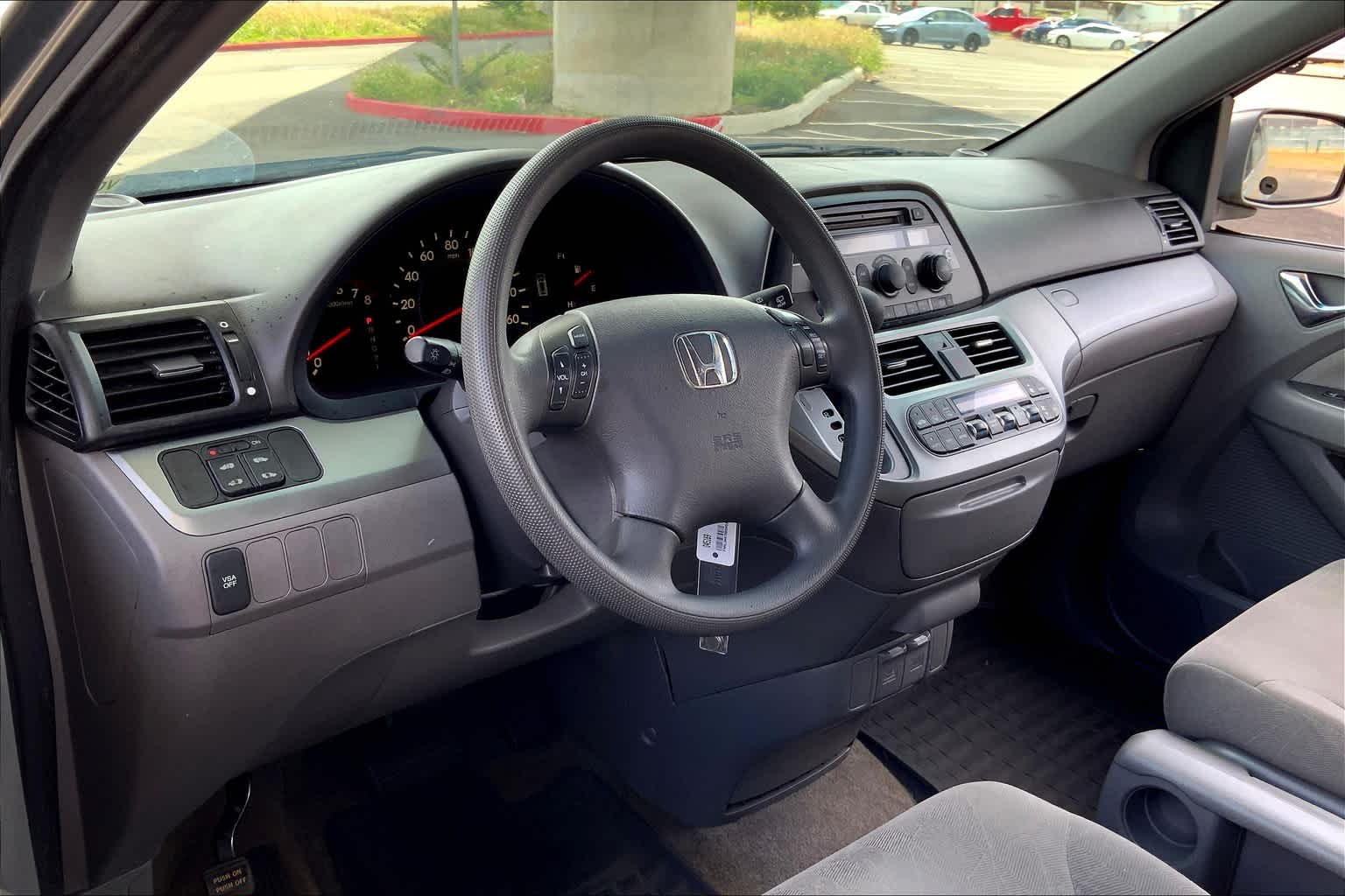 2010 Honda Odyssey EX photo 2