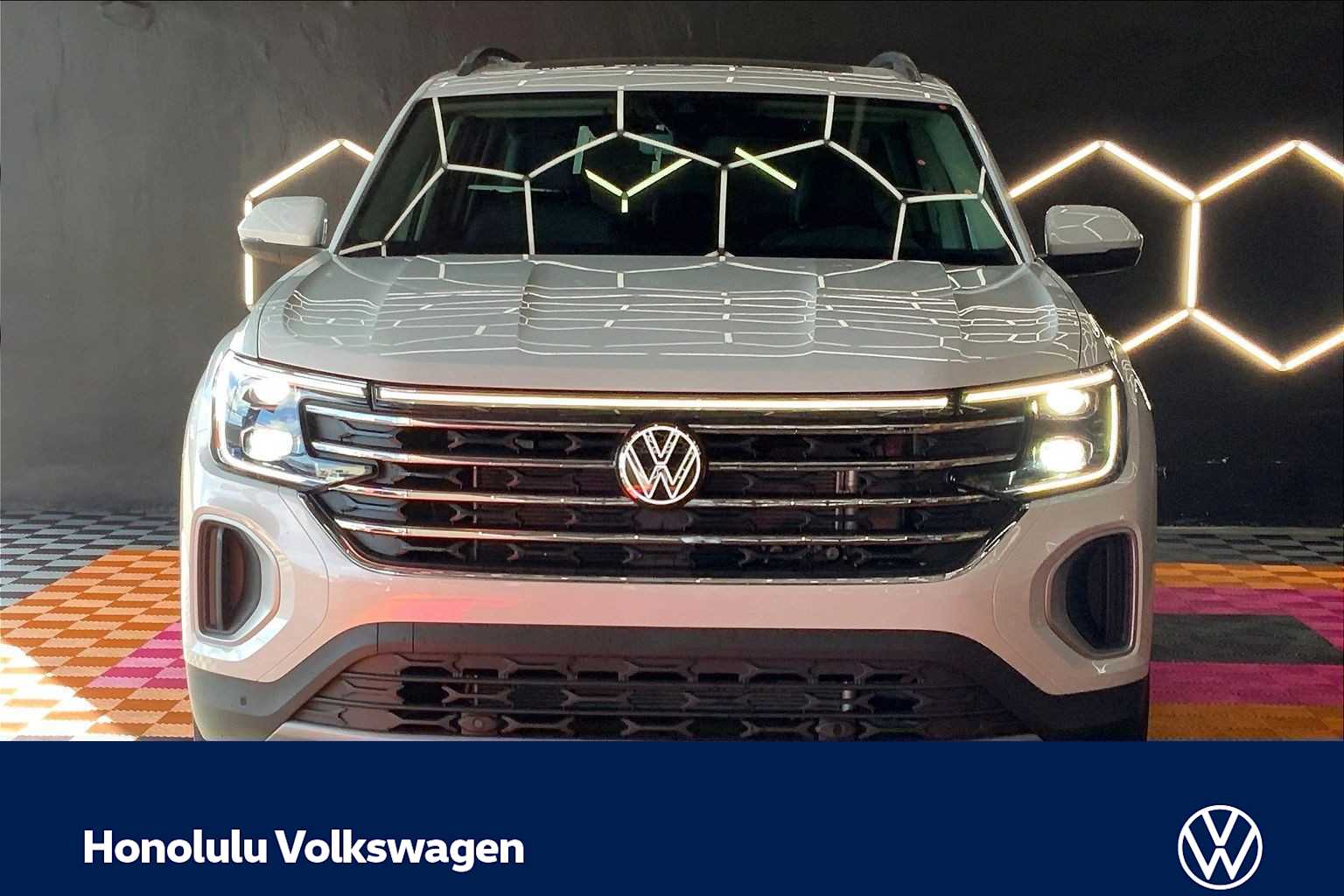 Thumbnail: 2026 Volkswagen Atlas - 6