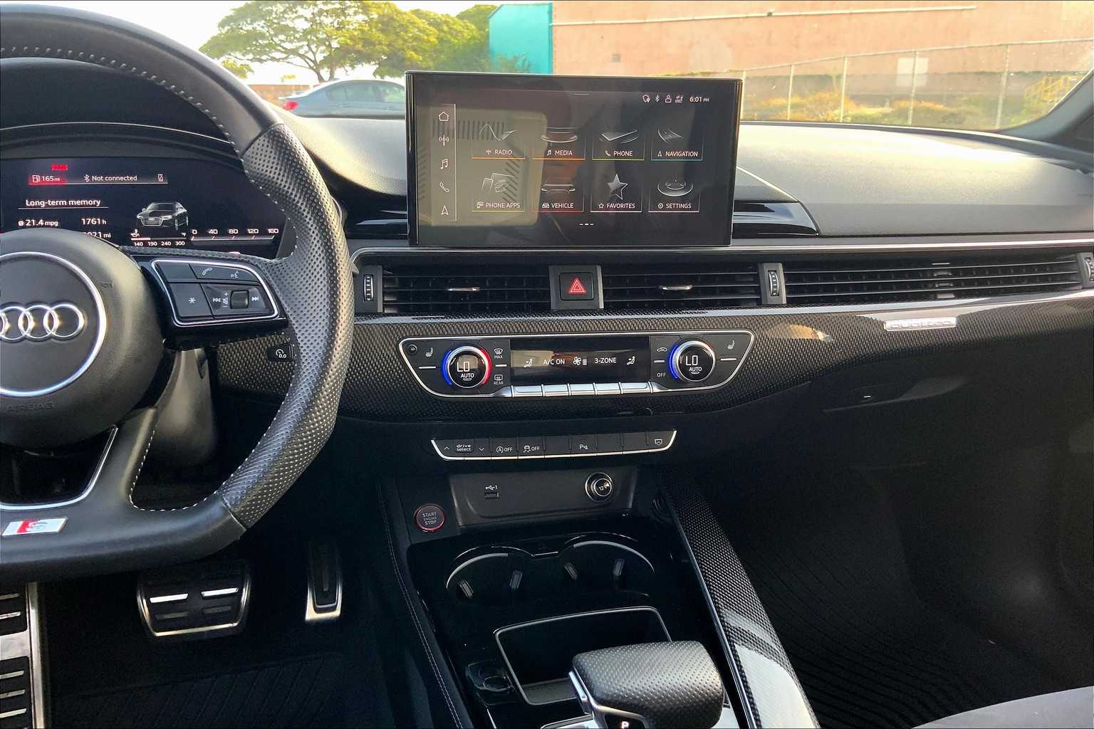 Thumbnail: 2020 Audi S4 - 14