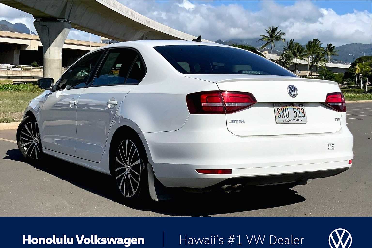 2016 Volkswagen Jetta 1.8T Sport photo 4