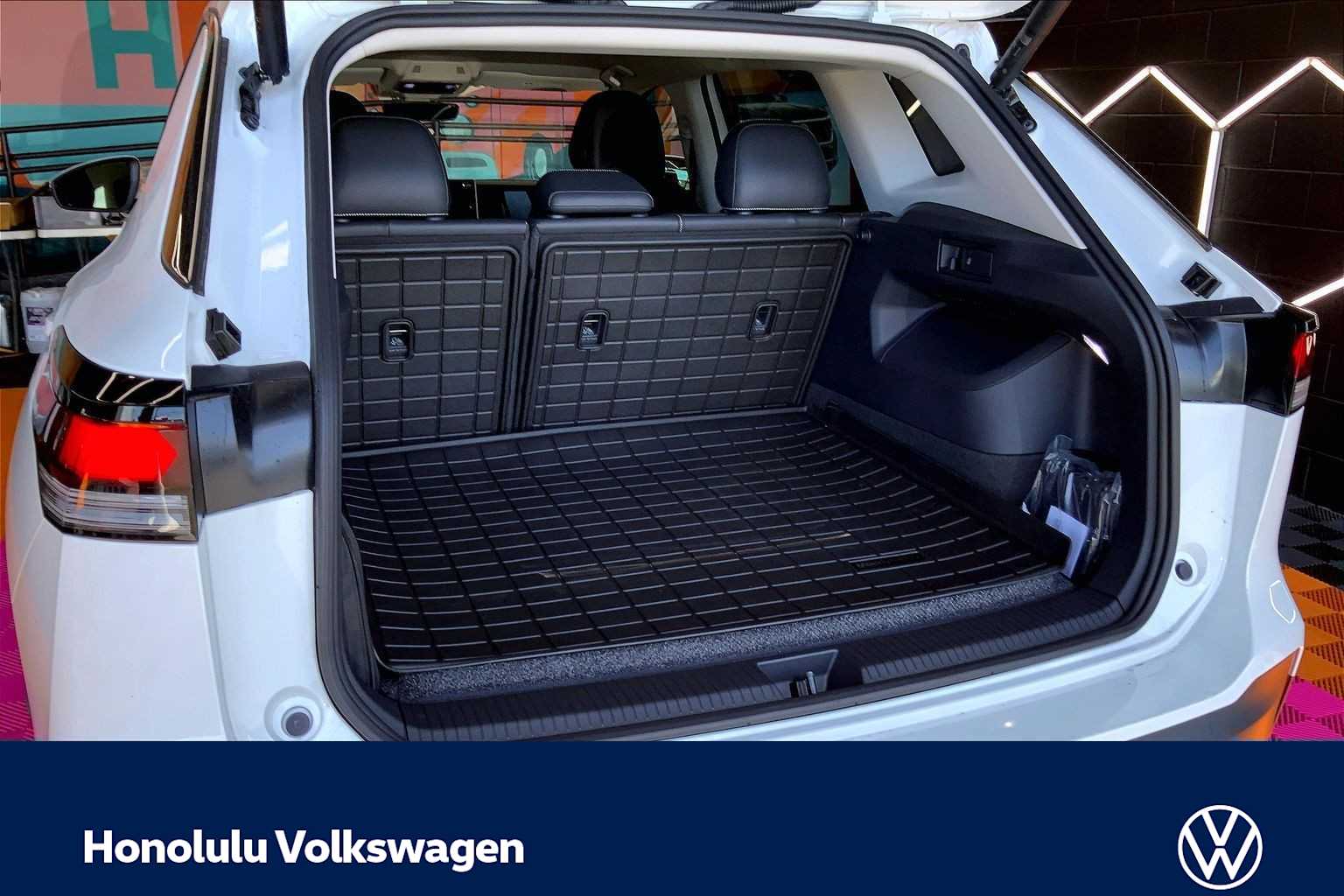 Thumbnail: 2026 Volkswagen Tiguan - 19