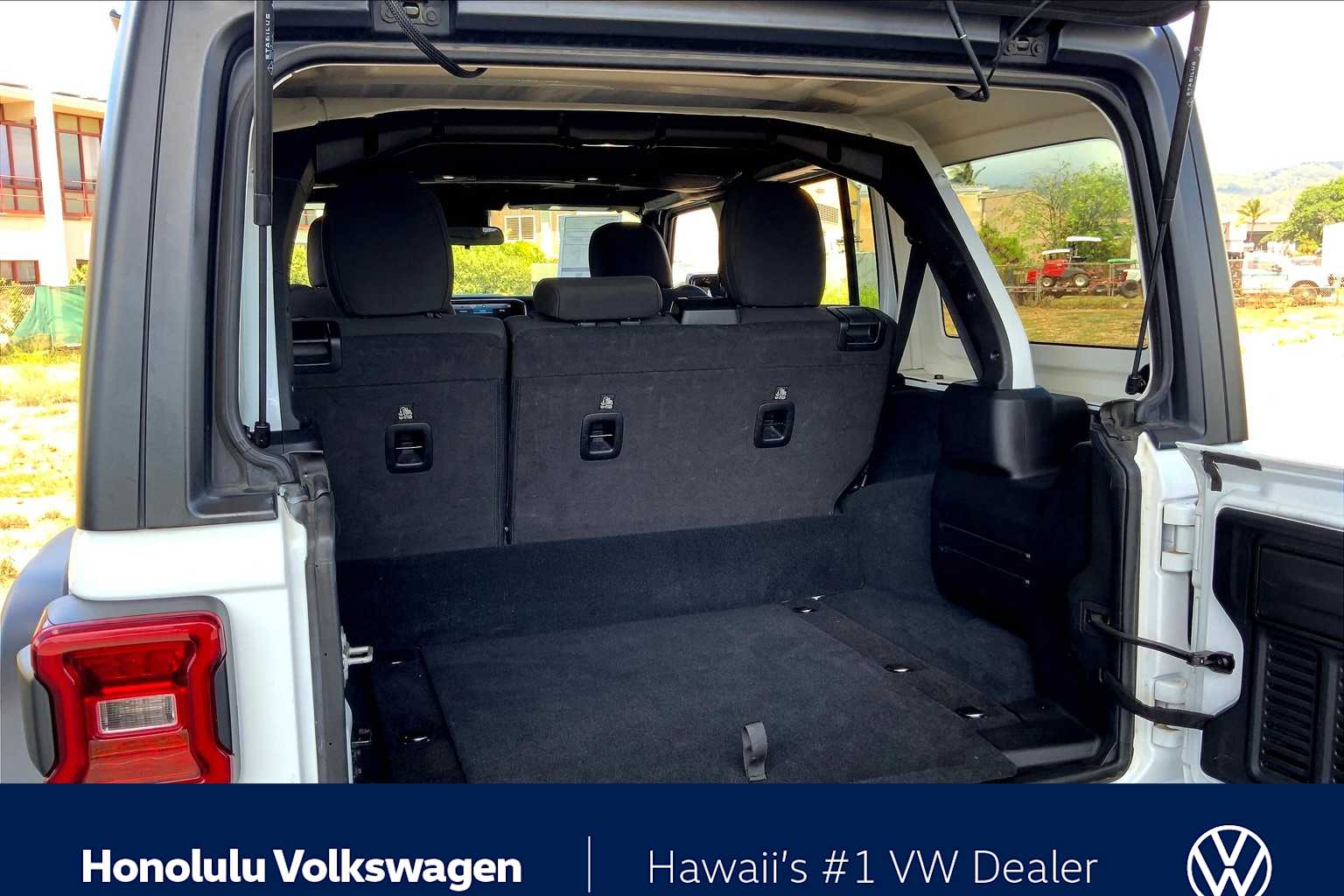 Thumbnail: 2024 Jeep Wrangler - 17