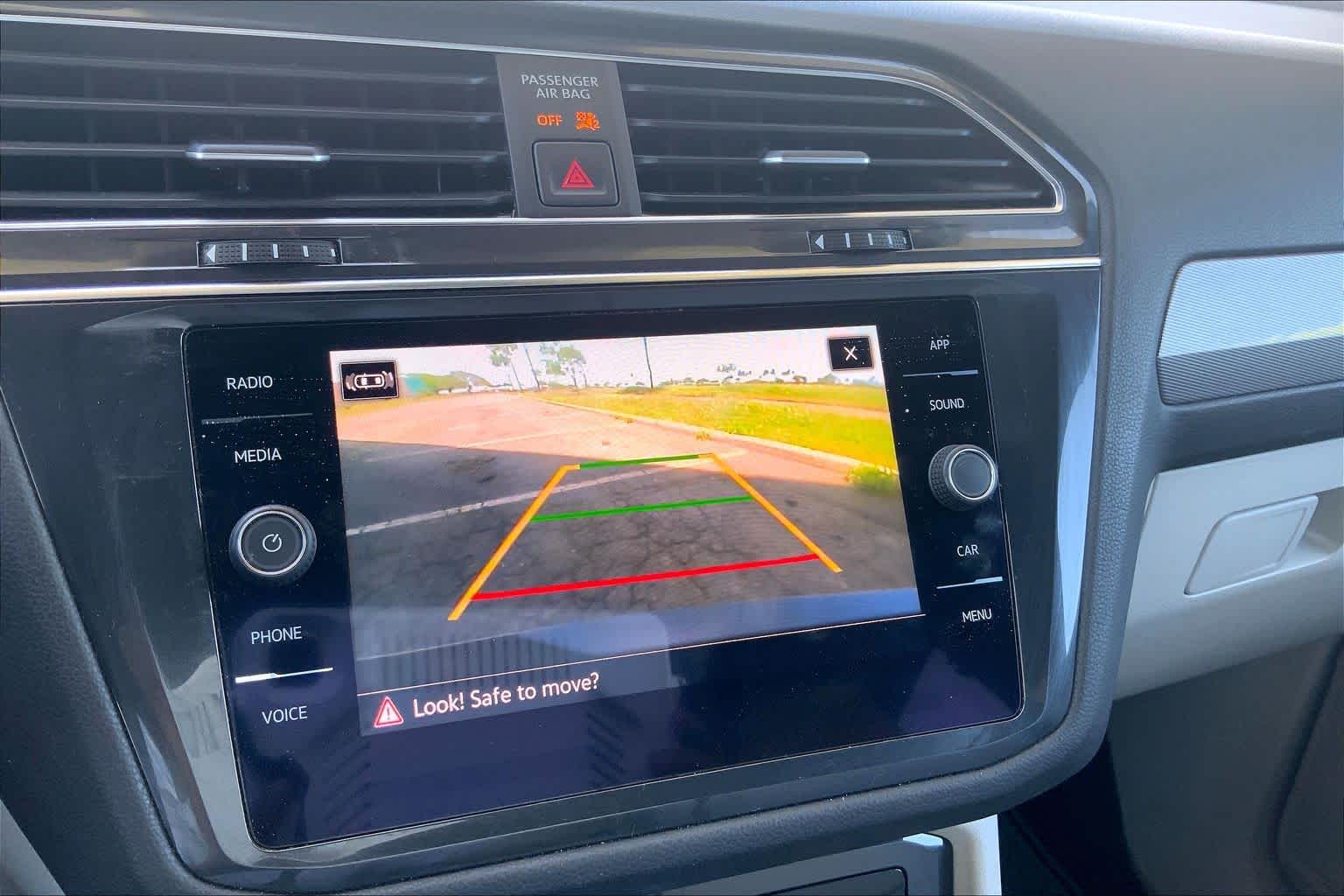 Thumbnail: 2022 Volkswagen Tiguan - 26