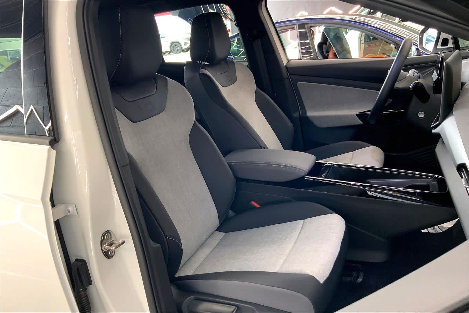 Thumbnail: 2026 Volkswagen ID.4 - 14