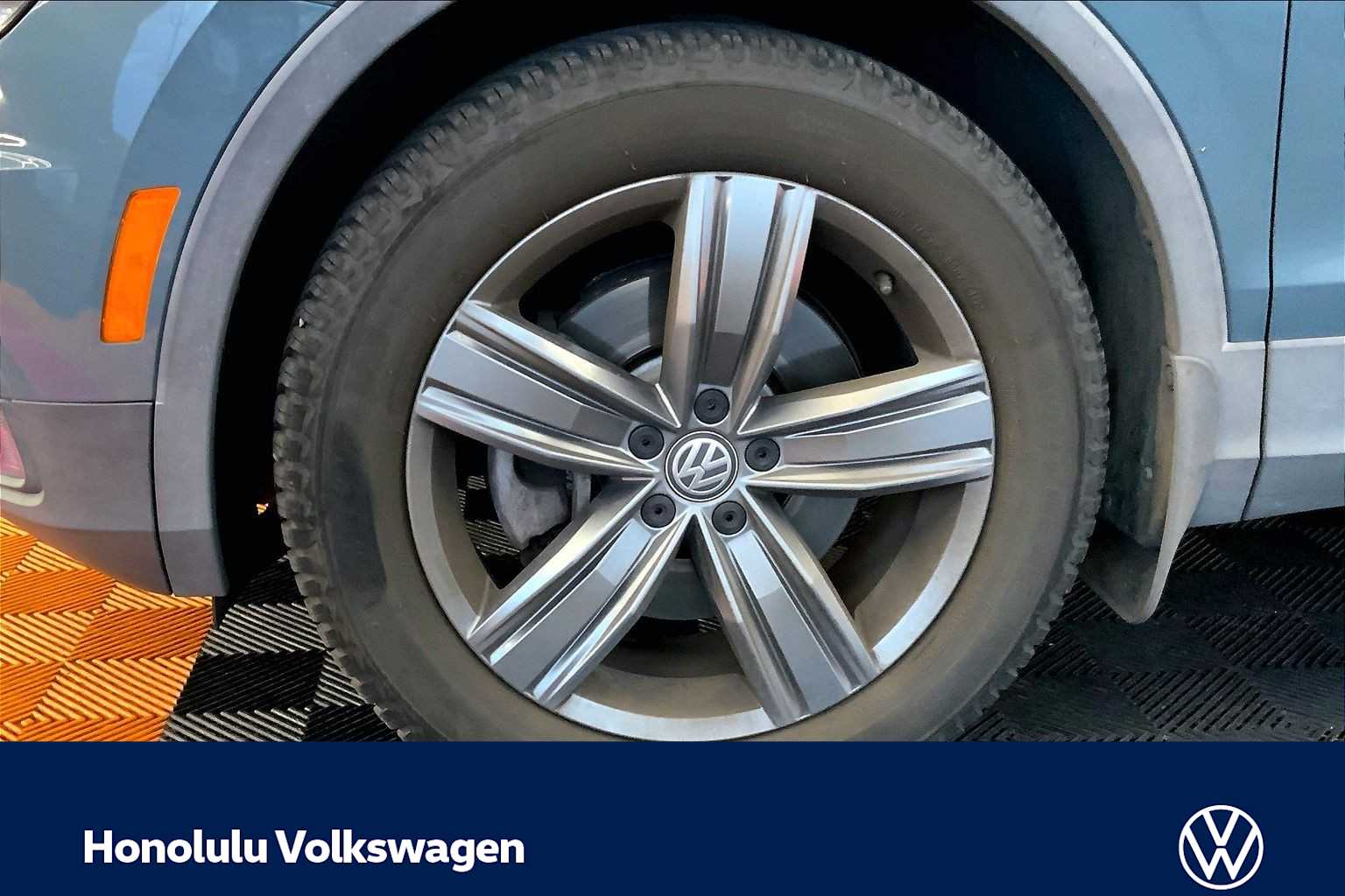 Thumbnail: 2019 Volkswagen Tiguan - 8