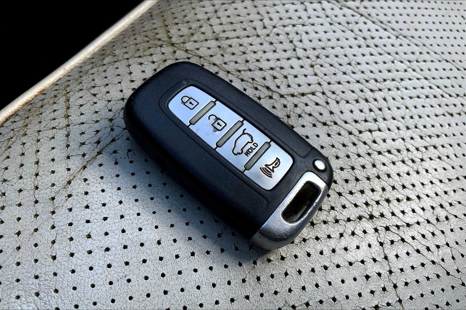 2012 Kia Sorento SX 18