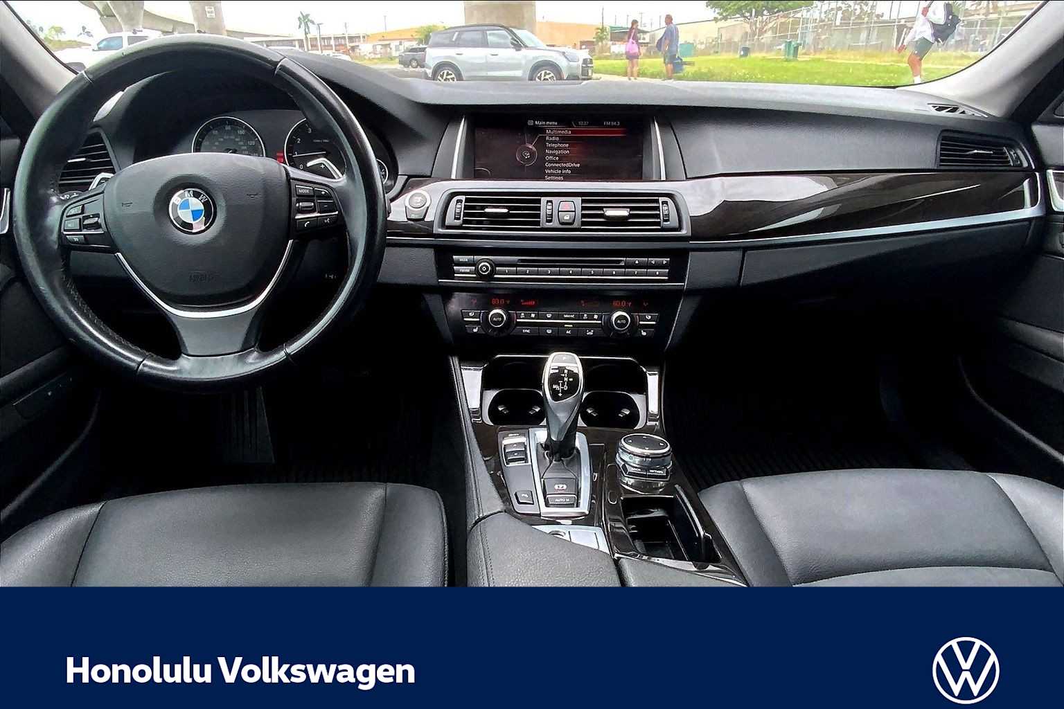 Thumbnail: 2016 BMW 5 Series - 10