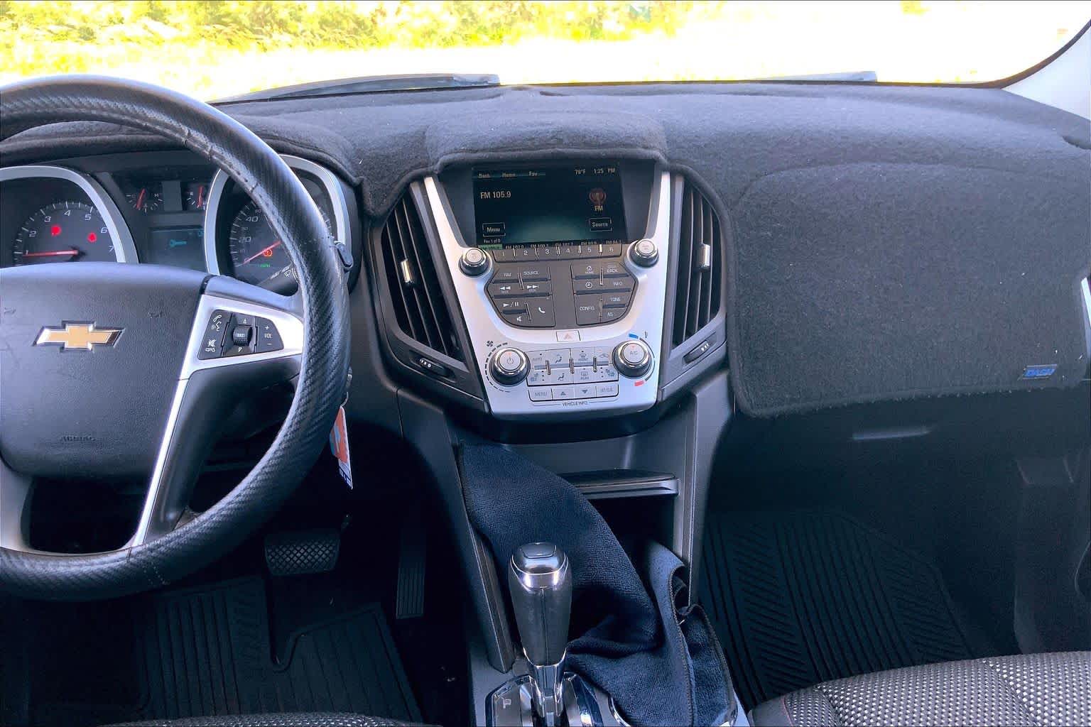 Thumbnail: 2017 Chevrolet Equinox - 15