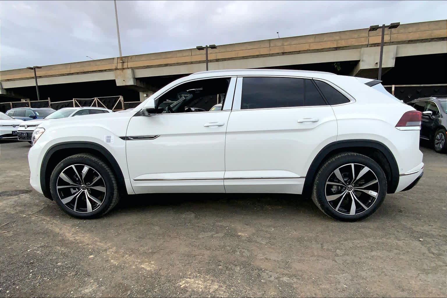 Thumbnail: 2026 Volkswagen Atlas - 3