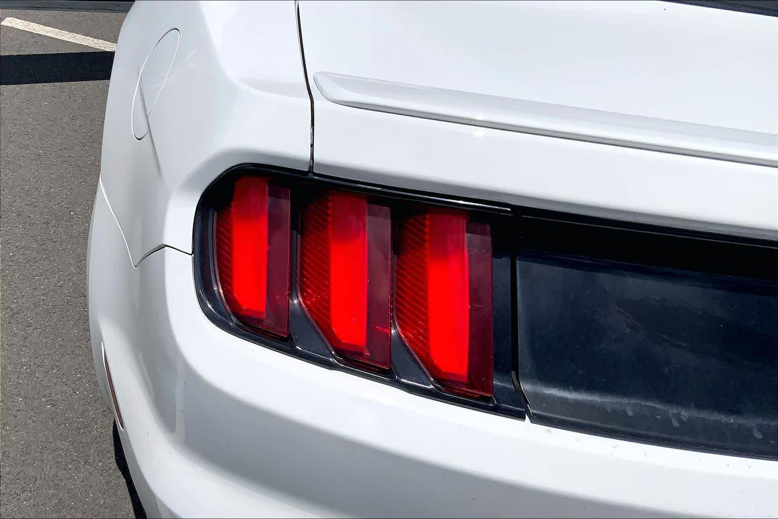 Thumbnail: 2015 Ford Mustang - 31