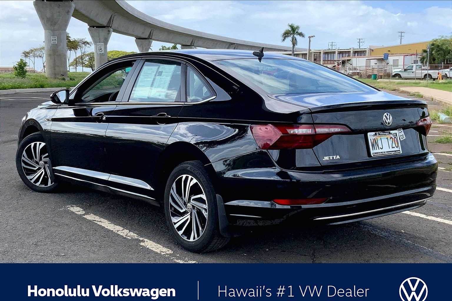 Thumbnail: 2021 Volkswagen Jetta - 4