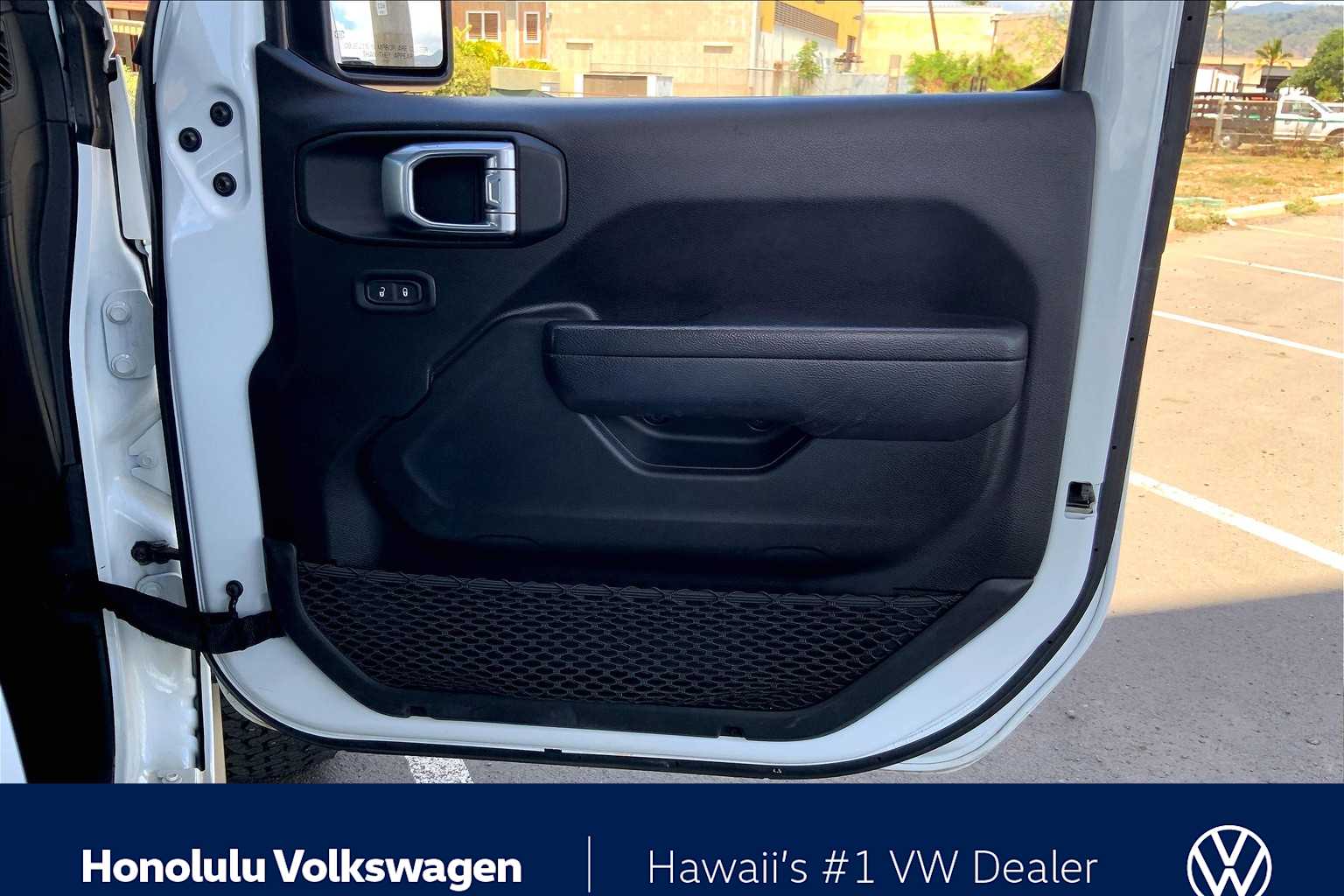 Thumbnail: 2024 Jeep Wrangler - 27