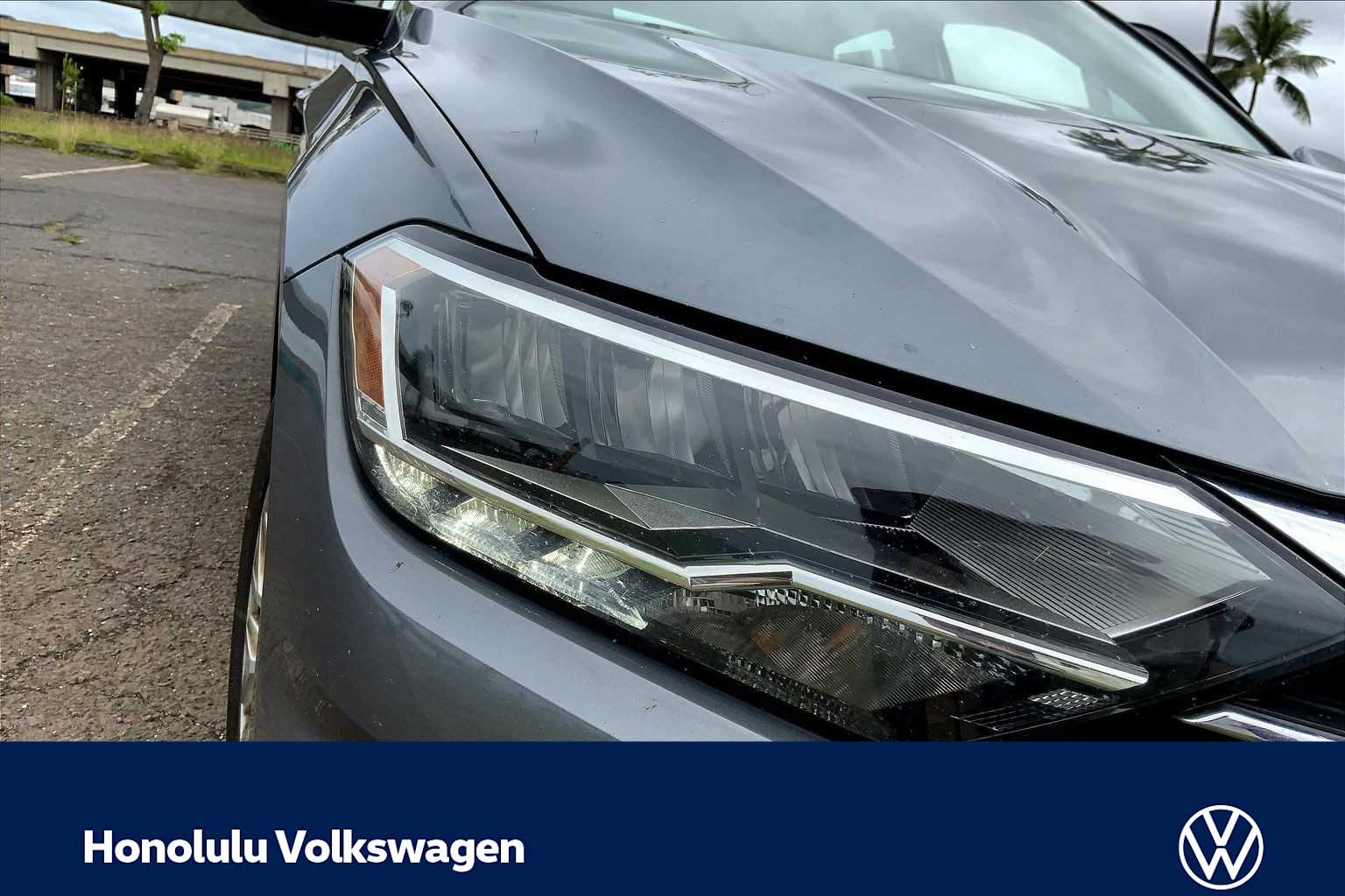 Thumbnail: 2019 Volkswagen Jetta - 31