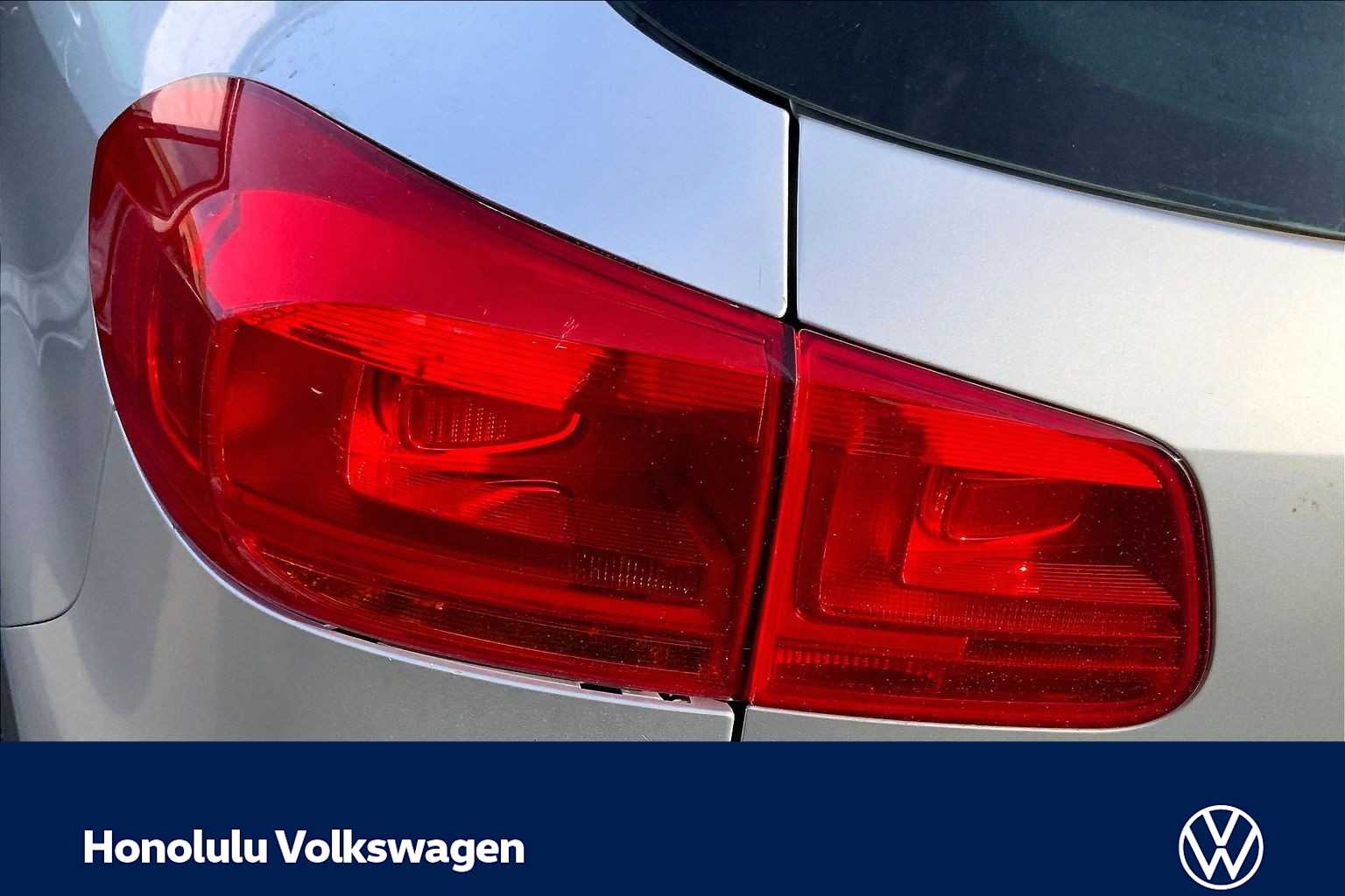 Thumbnail: 2013 Volkswagen Tiguan - 30