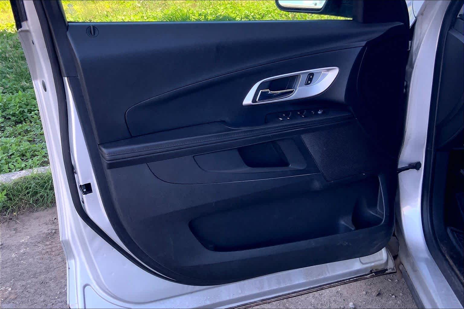 Thumbnail: 2017 Chevrolet Equinox - 27