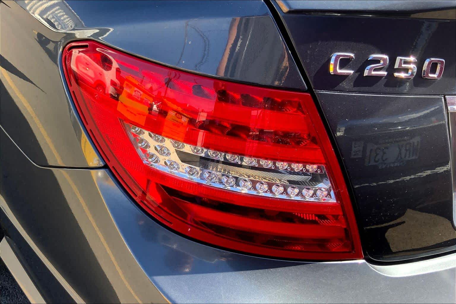 Thumbnail: 2014 Mercedes-Benz C-Class - 28