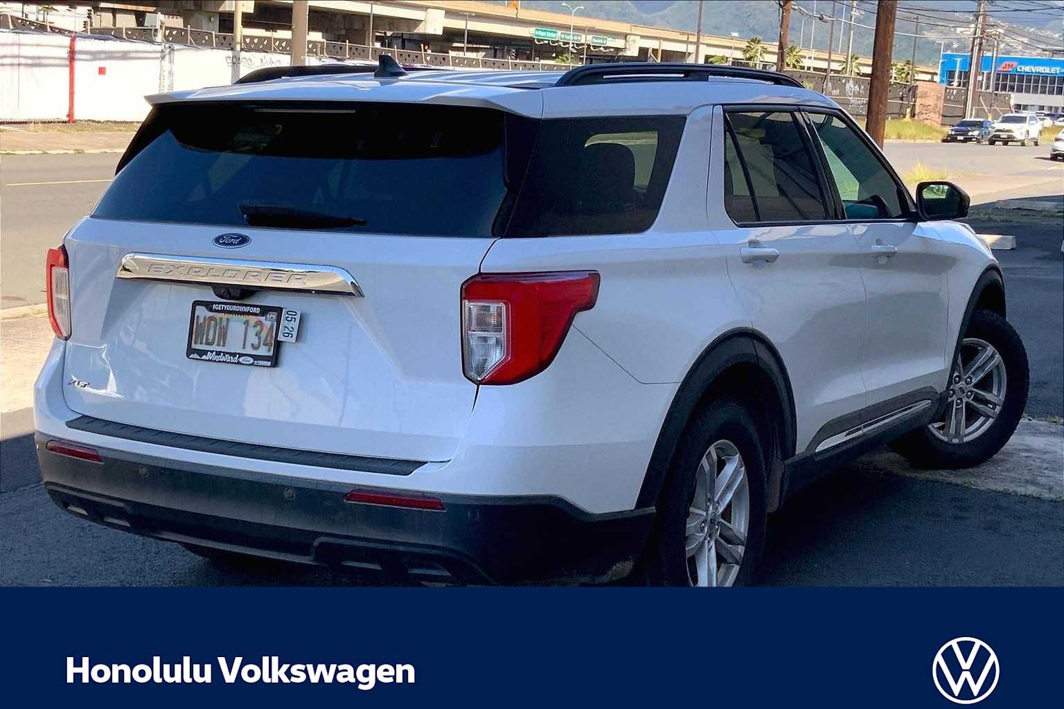 Thumbnail: 2021 Ford Explorer - 21