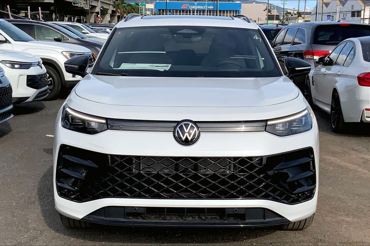 Thumbnail: 2026 Volkswagen Tiguan - 6