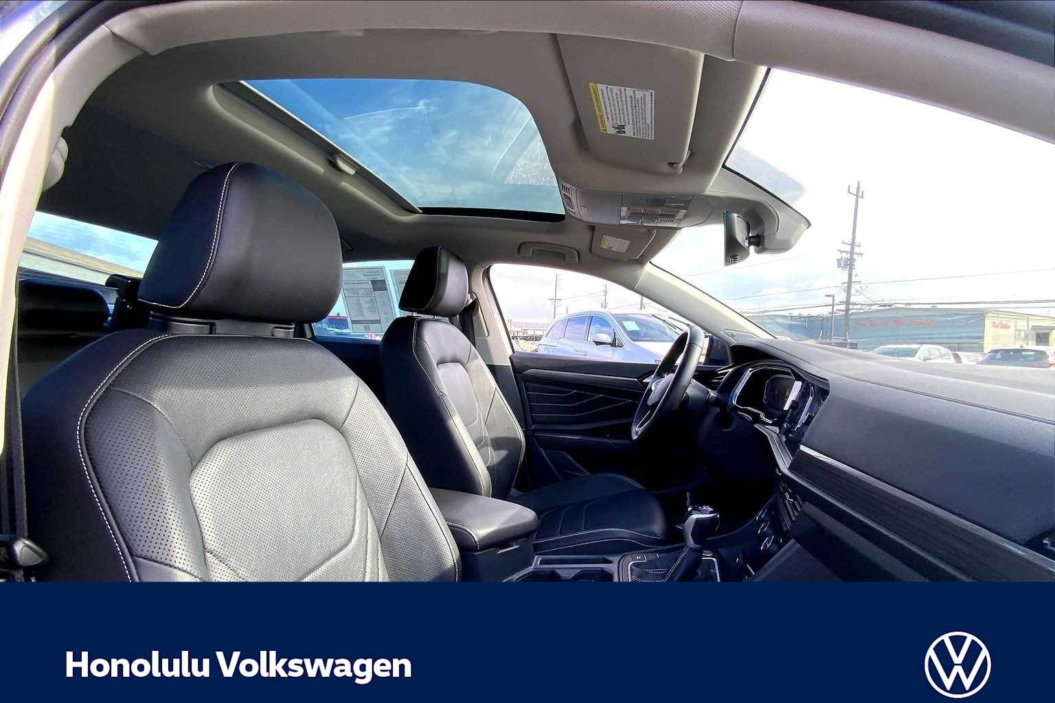 Thumbnail: 2023 Volkswagen Jetta - 30