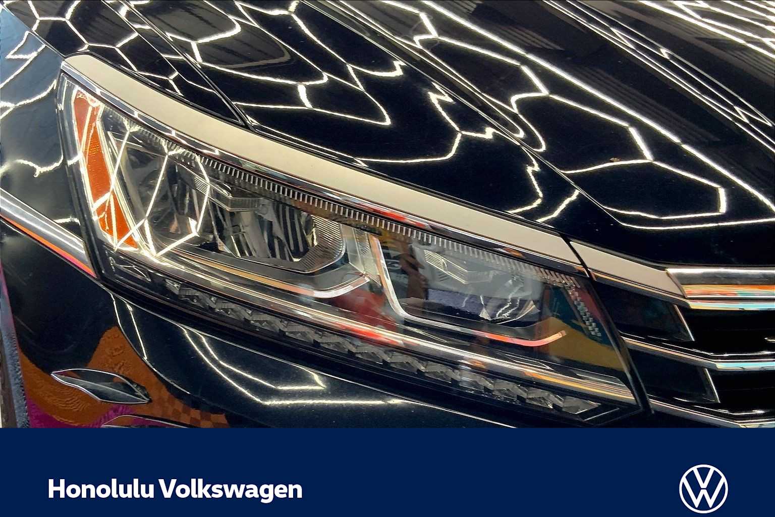 Thumbnail: 2018 Volkswagen Passat - 29