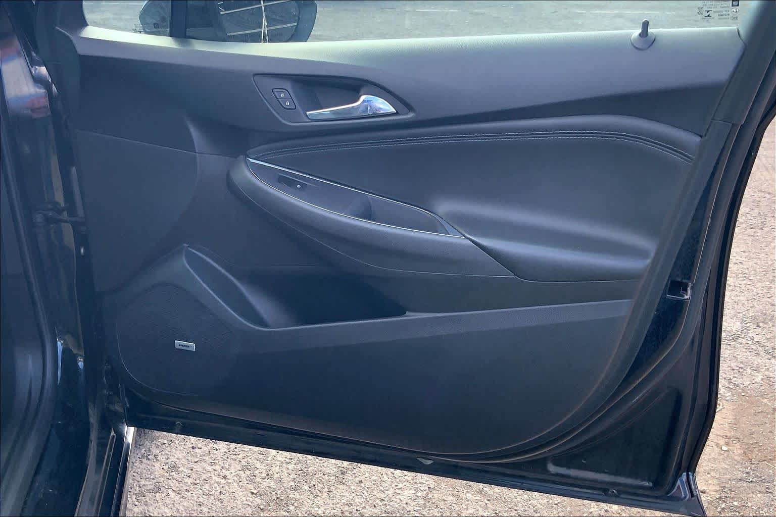 Thumbnail: 2017 Chevrolet Cruze - 27