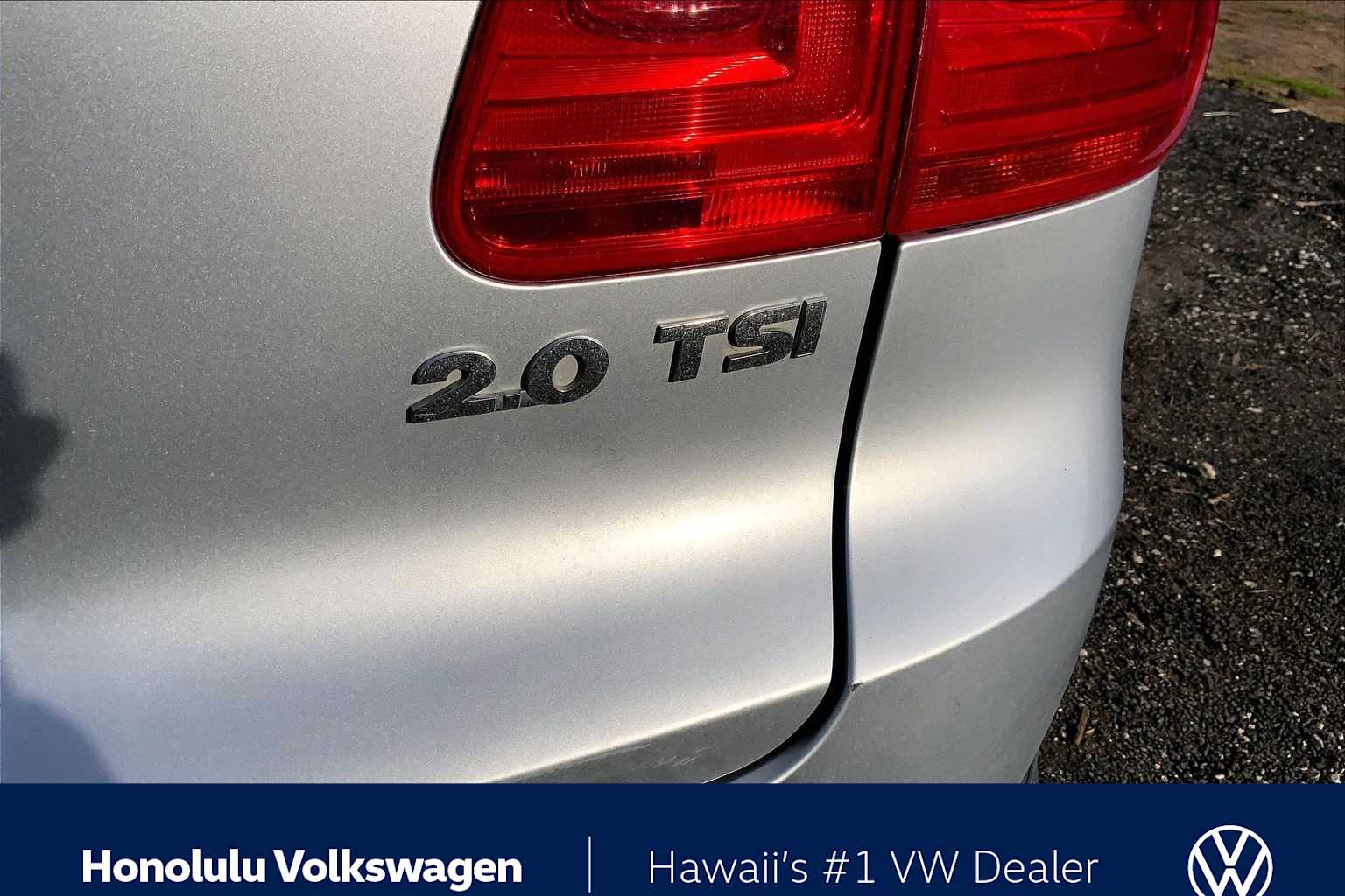 Thumbnail: 2013 Volkswagen Tiguan - 7