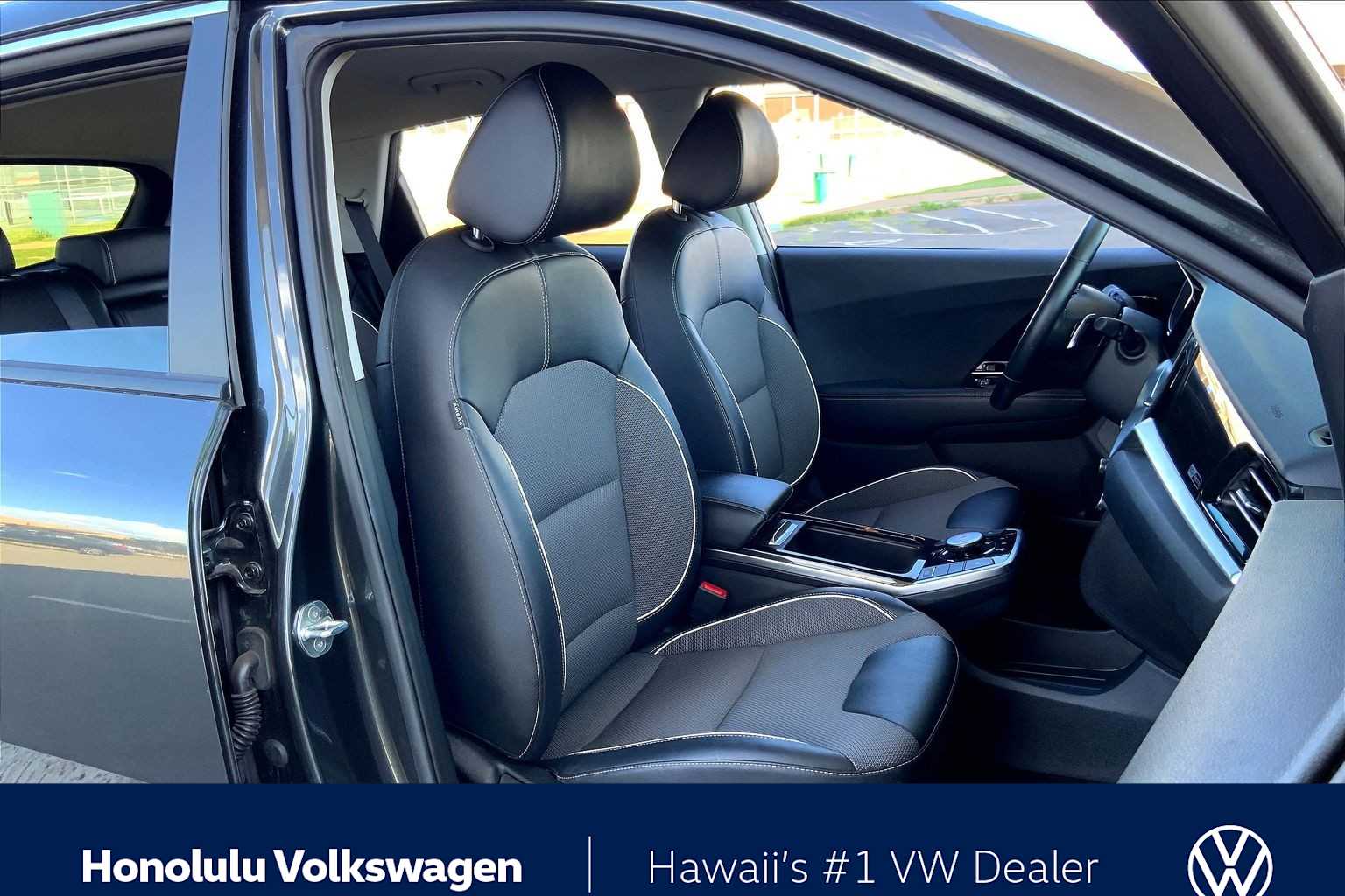 Thumbnail: 2022 Kia Niro - 12