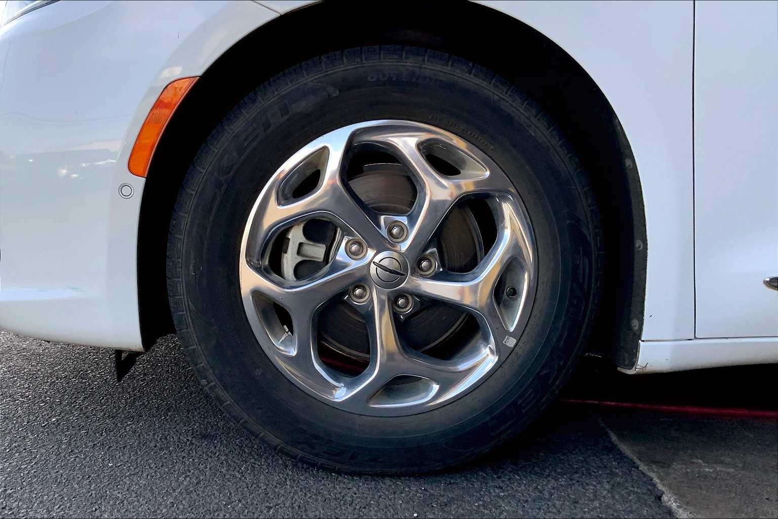 2022 Chrysler Pacifica Limited 8