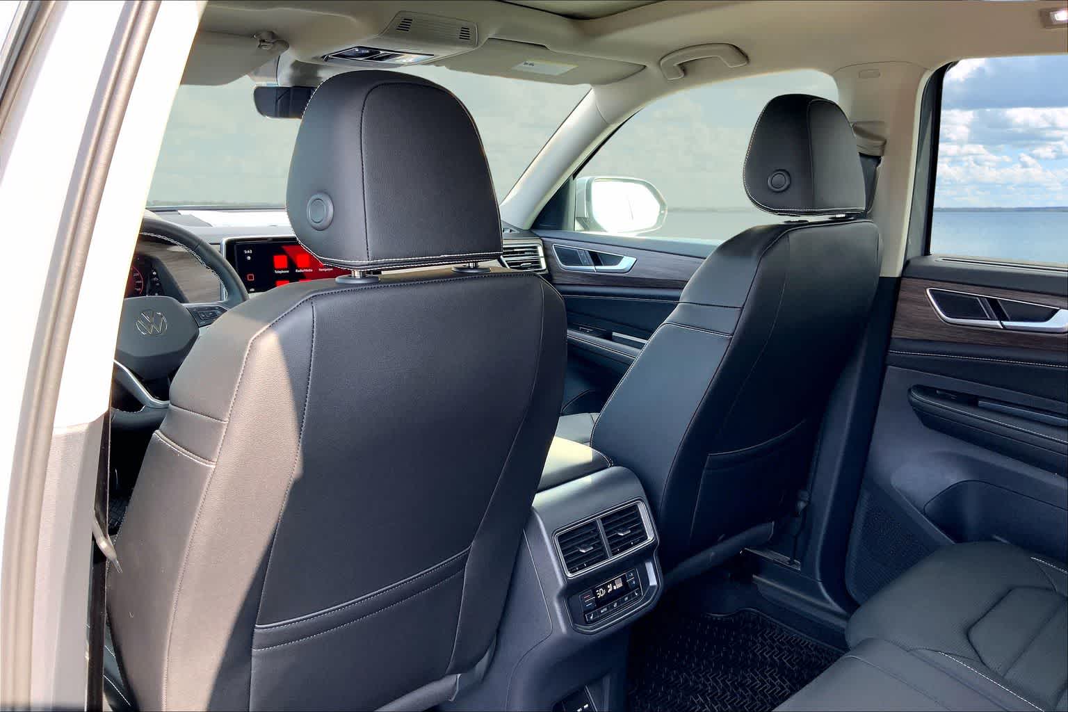 2026 Volkswagen Atlas SEL - Photo 12