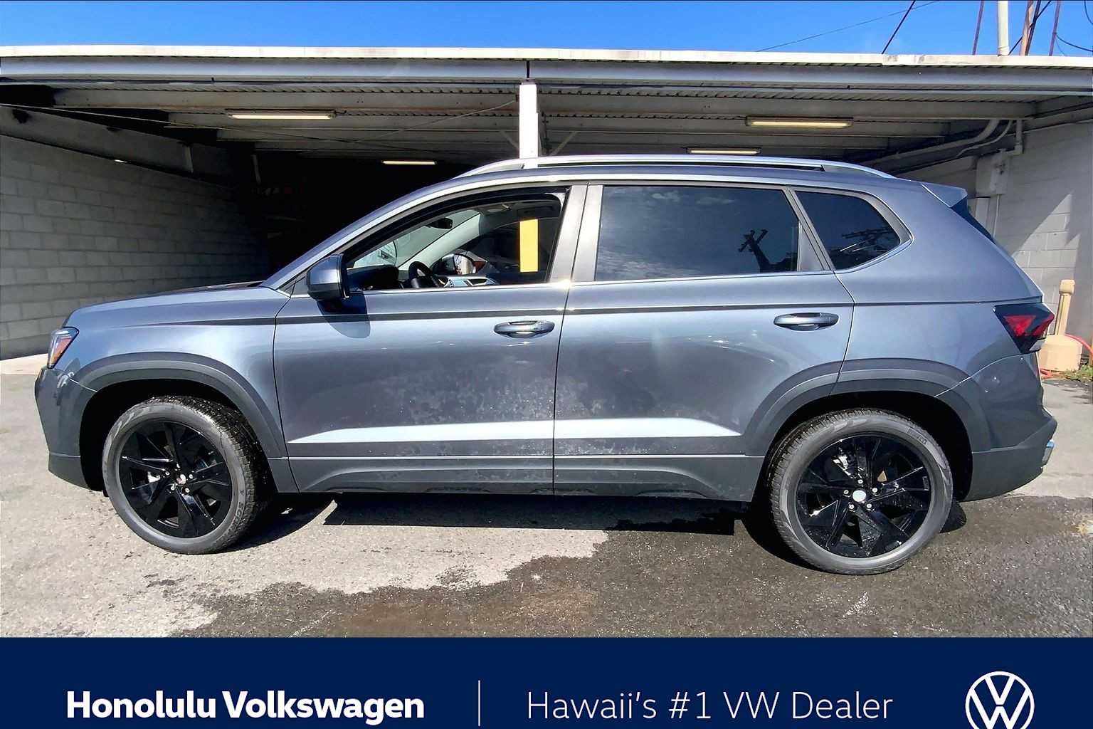 Thumbnail: 2026 Volkswagen Taos - 3