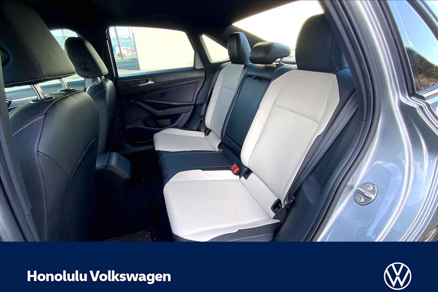 Thumbnail: 2021 Volkswagen Jetta - 28