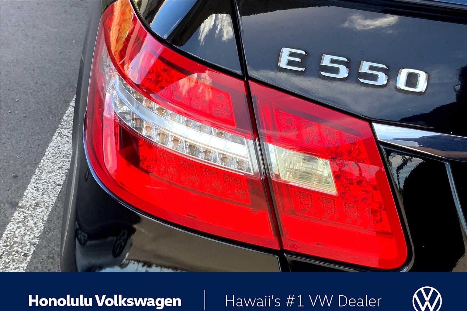 Thumbnail: 2012 Mercedes-Benz E-Class - 31