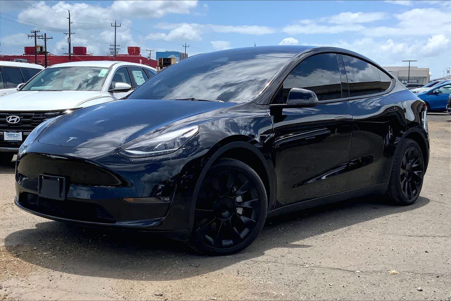 2024 Tesla Model Y Long Range Dual Motor All-Wheel Drive's photo