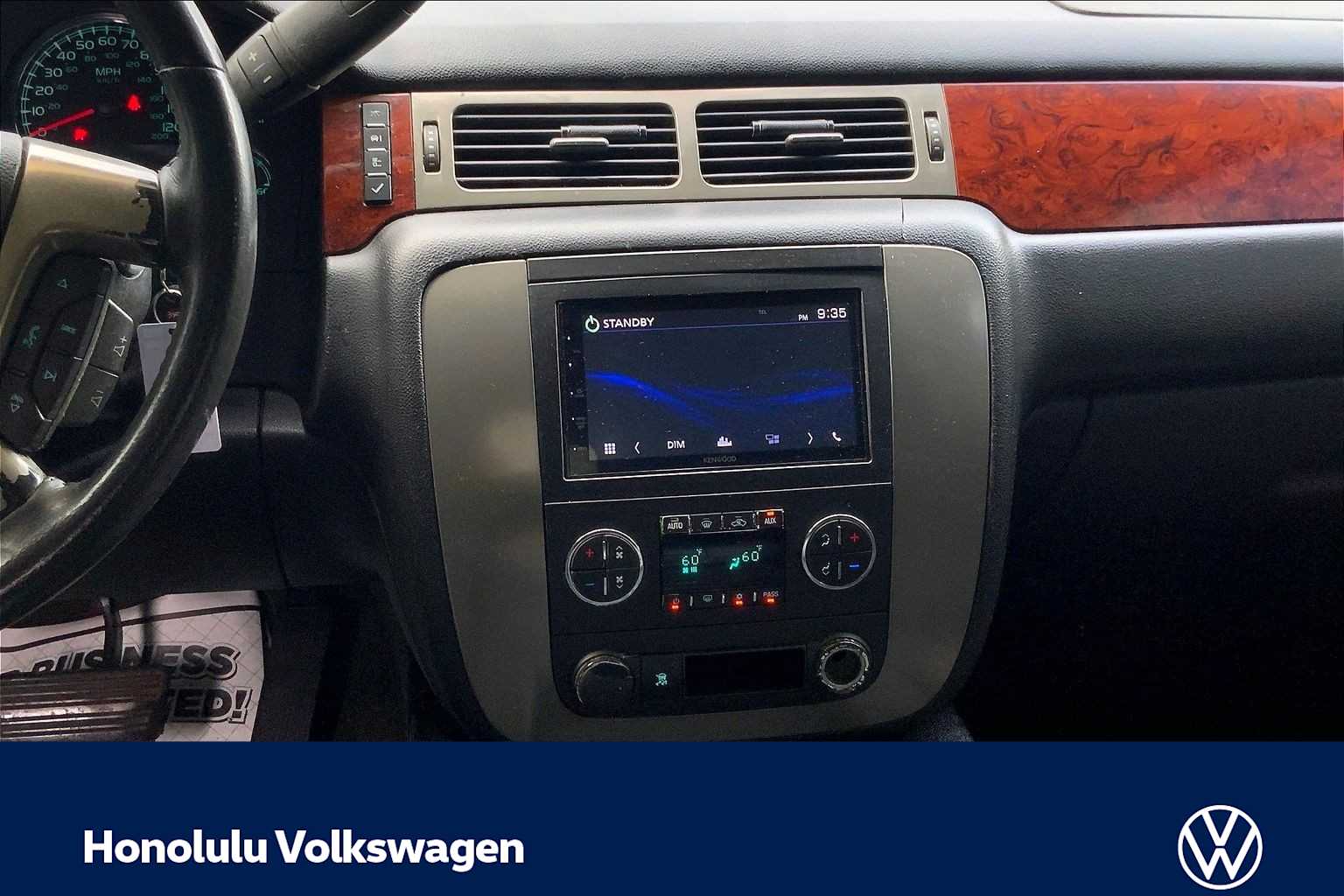 Thumbnail: 2011 GMC Yukon - 15