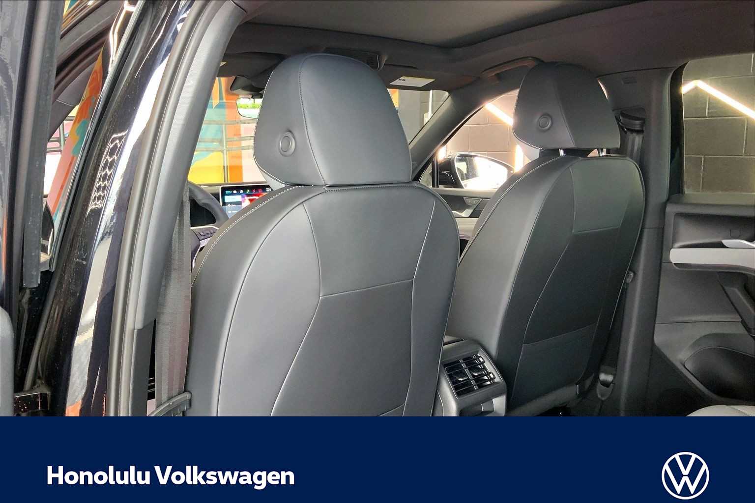 Thumbnail: 2026 Volkswagen Tiguan - 12