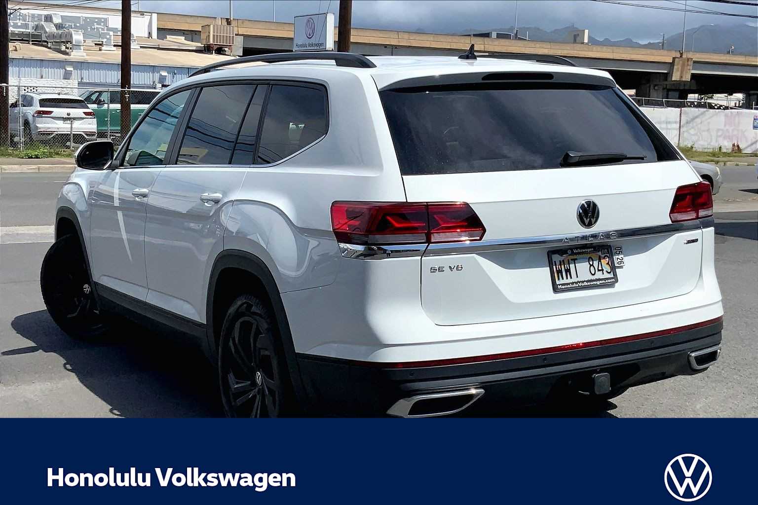 Thumbnail: 2023 Volkswagen Atlas - 4