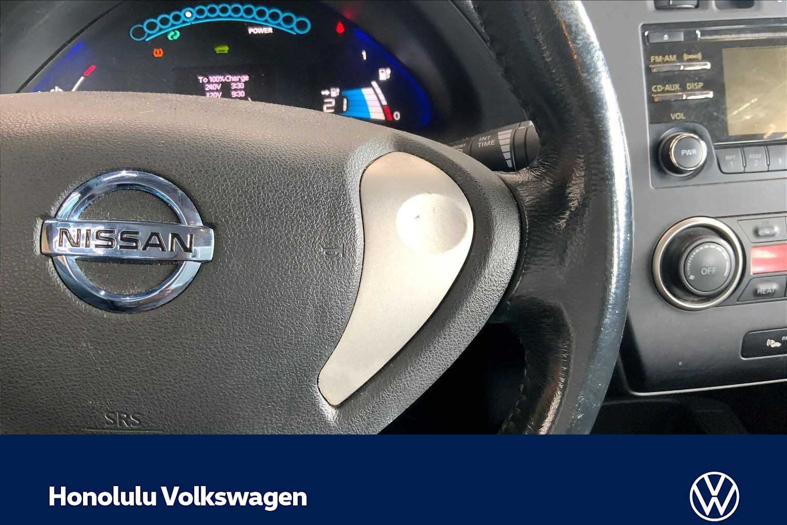 Thumbnail: 2013 Nissan Leaf - 23