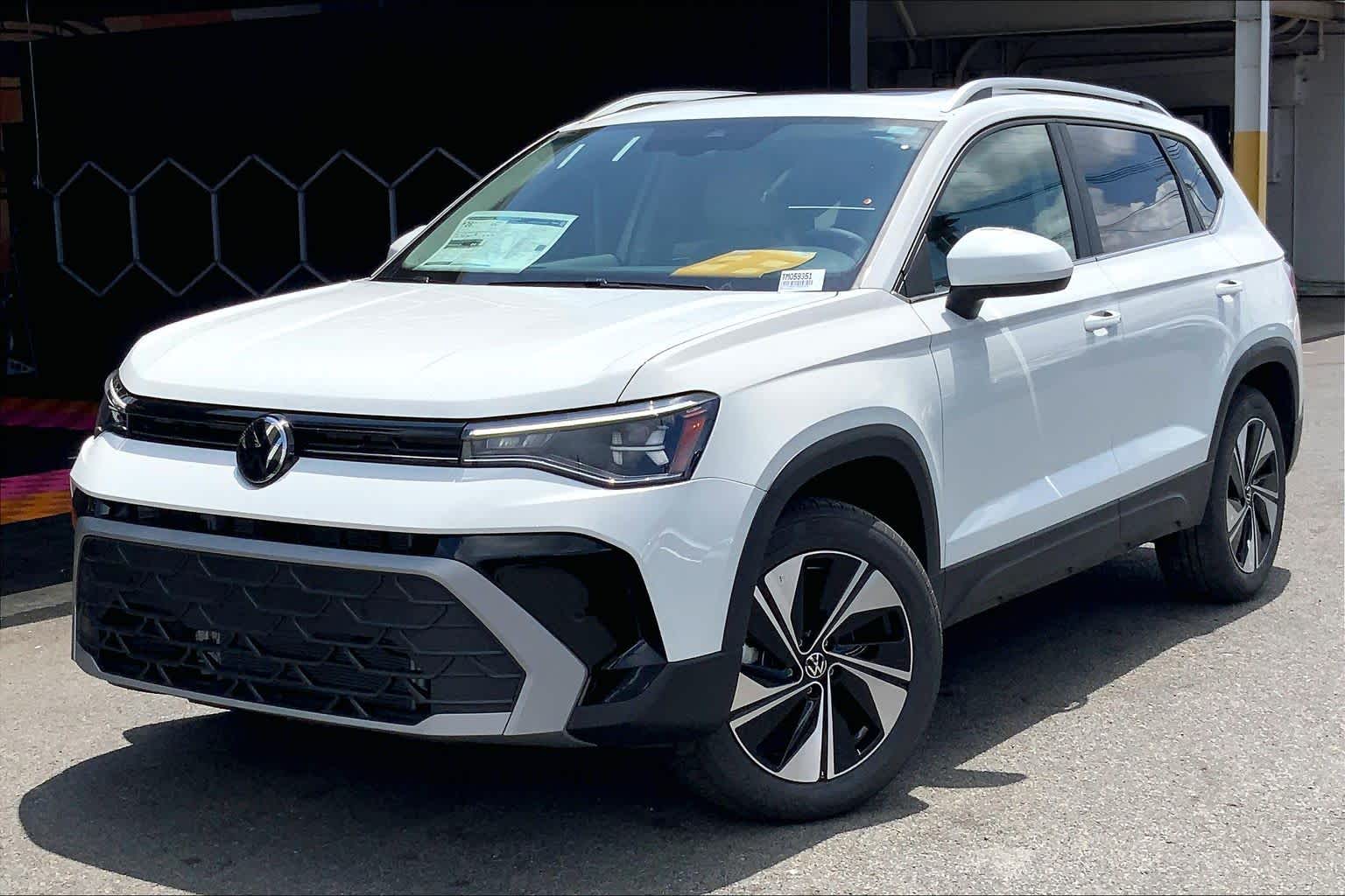 Thumbnail: 2026 Volkswagen Taos - 1