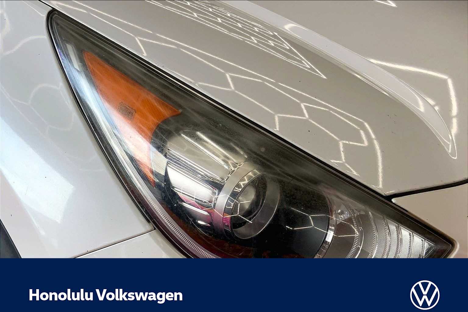 Thumbnail: 2017 Kia Niro - 30