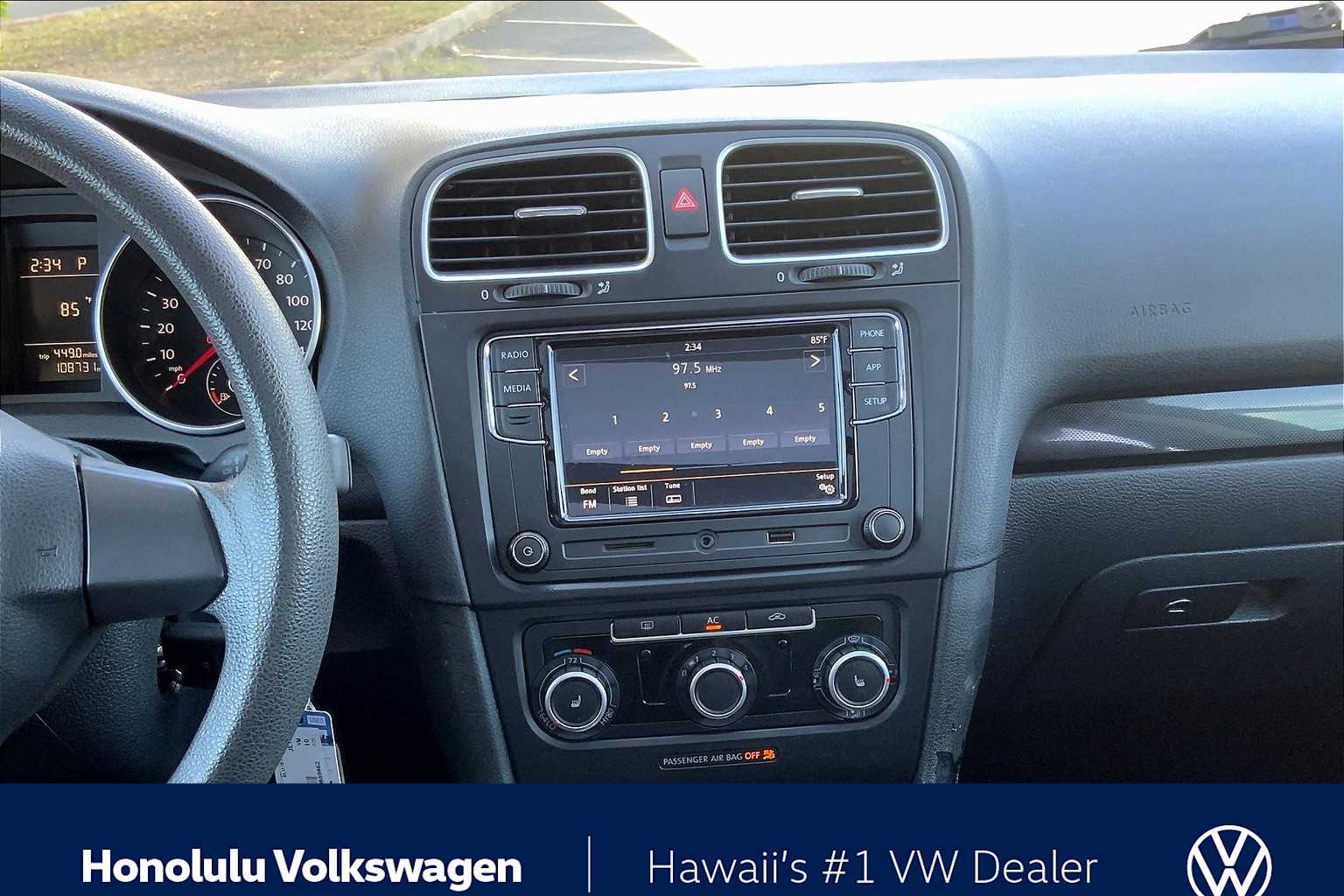 Thumbnail: 2010 Volkswagen Jetta - 14