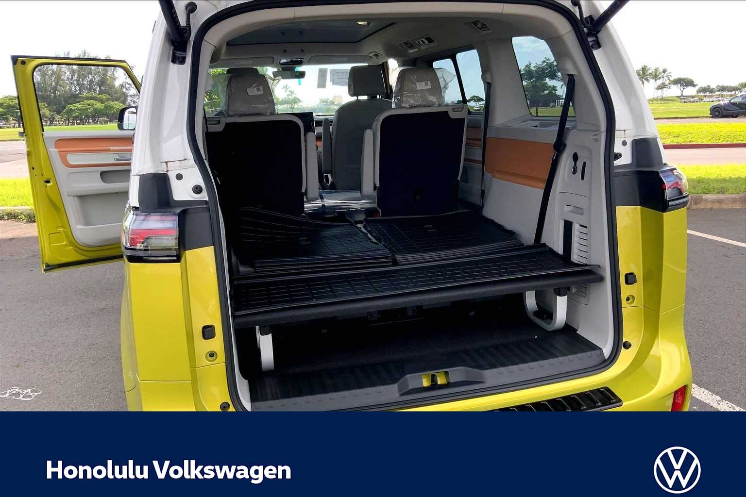 Thumbnail: 2025 Volkswagen ID.Buzz - 19