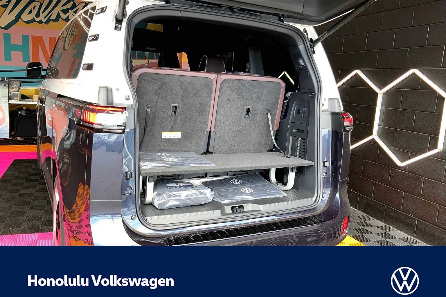 Thumbnail: 2025 Volkswagen ID.Buzz - 18