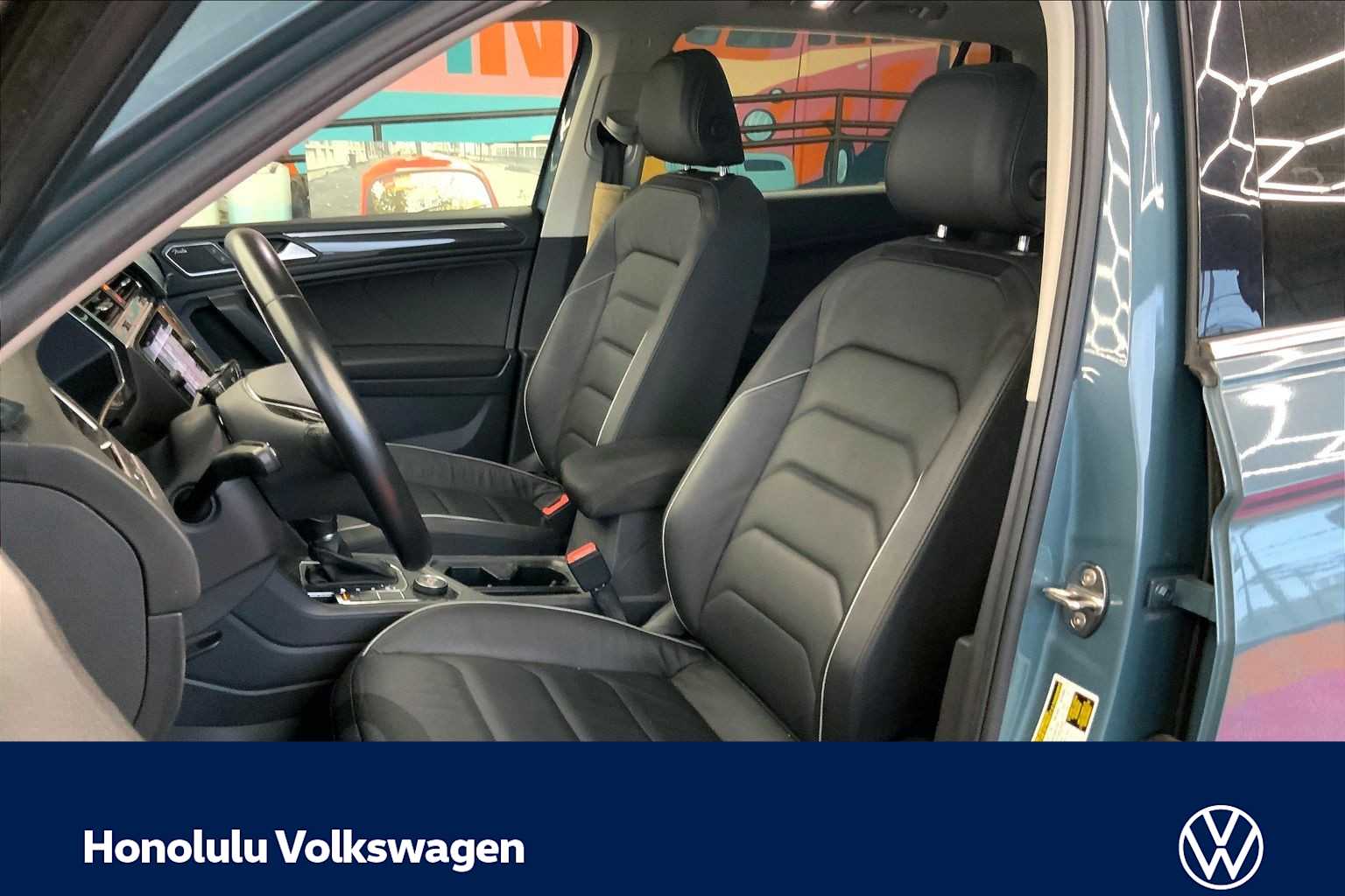 Thumbnail: 2019 Volkswagen Tiguan - 10