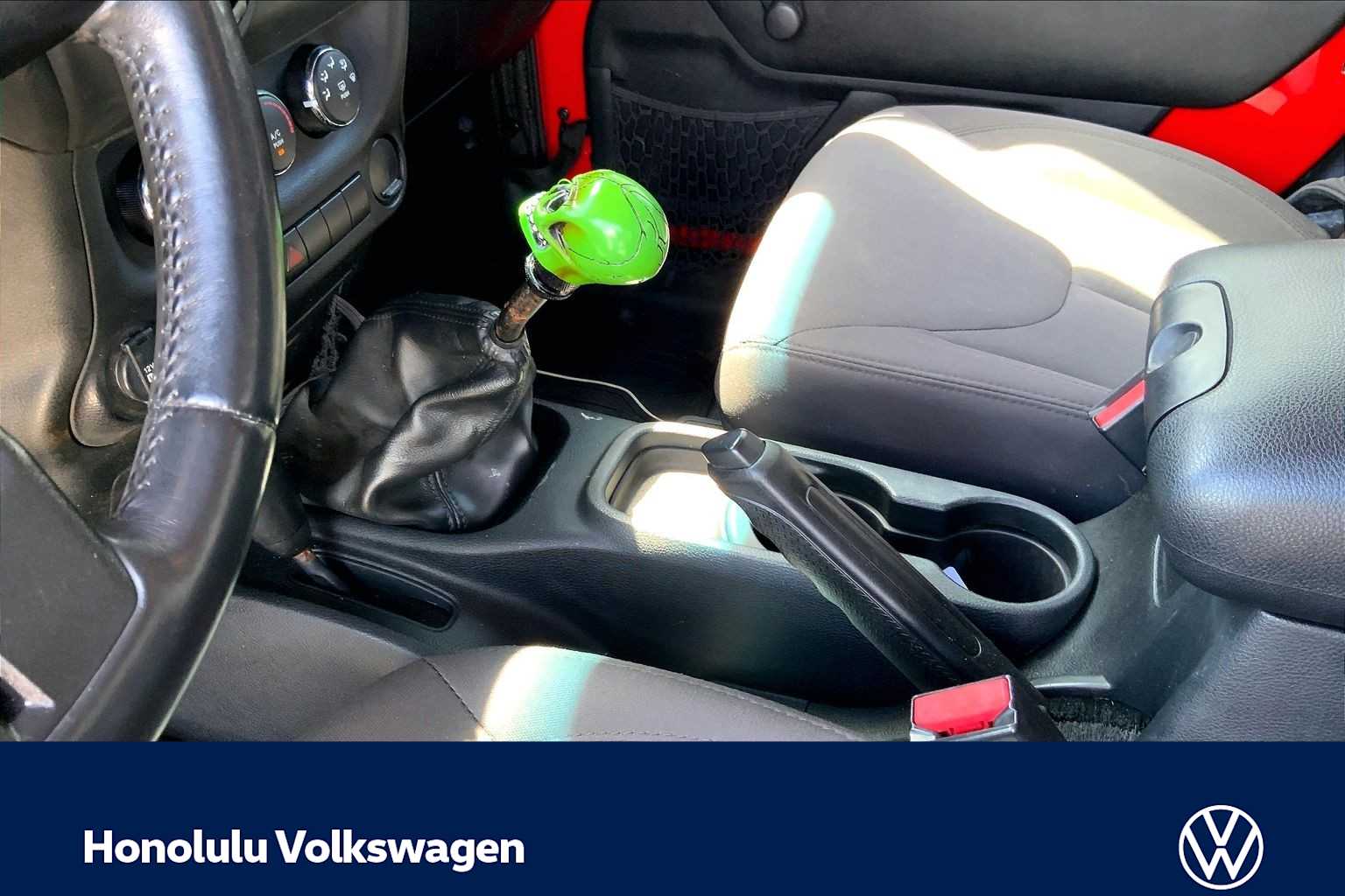 2017 Jeep Wrangler Sport S - Photo 16