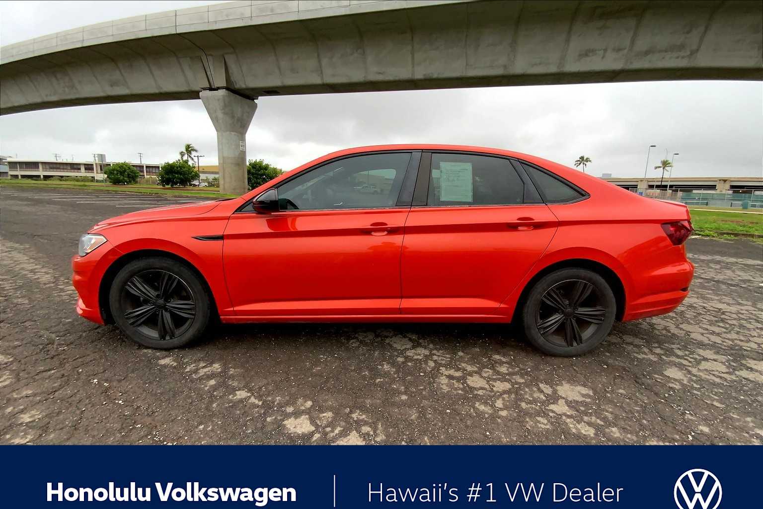 2021 Volkswagen Jetta 1.4T R-Line photo 3