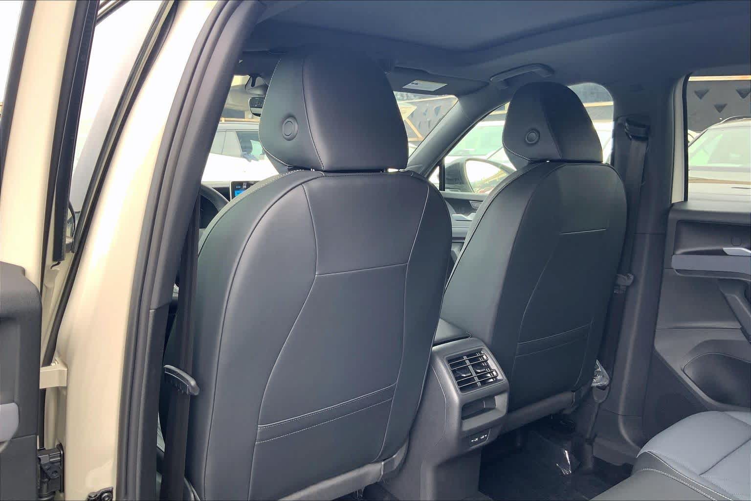 Thumbnail: 2026 Volkswagen Tiguan - 12