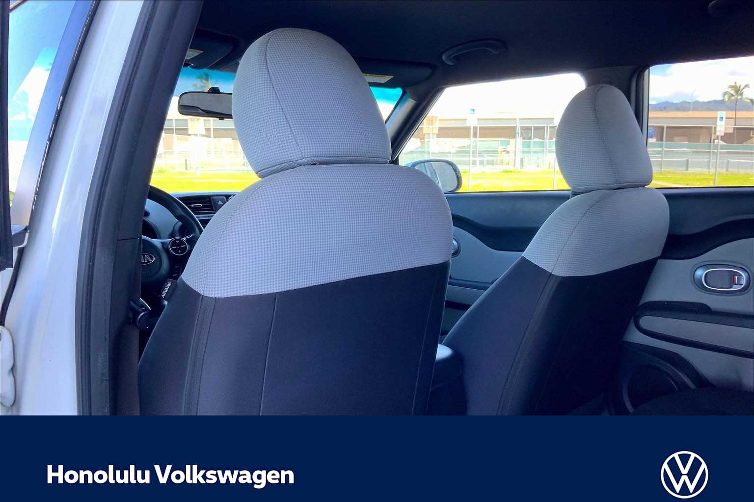 Thumbnail: 2015 Kia Soul - 11