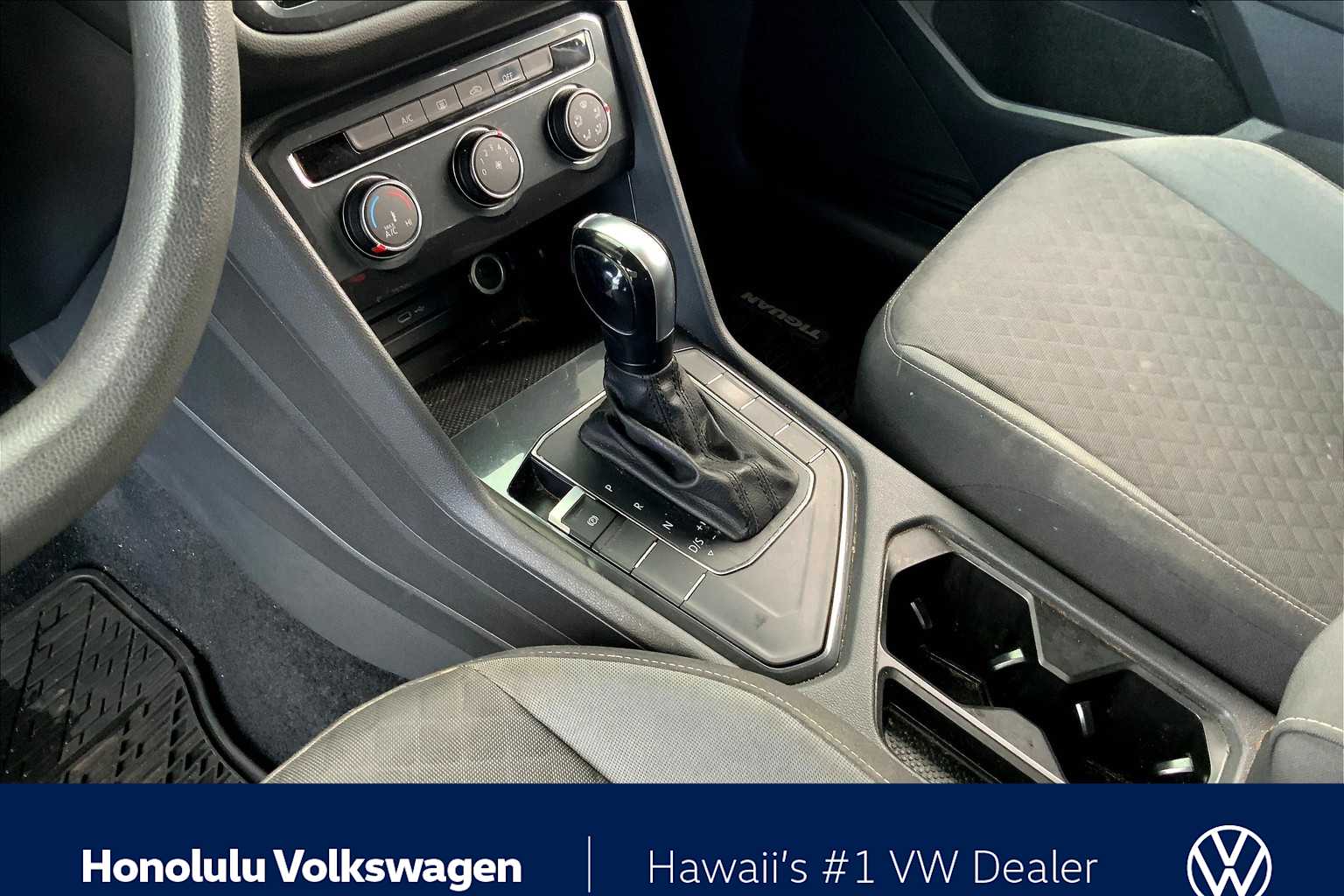 Thumbnail: 2021 Volkswagen Tiguan - 15