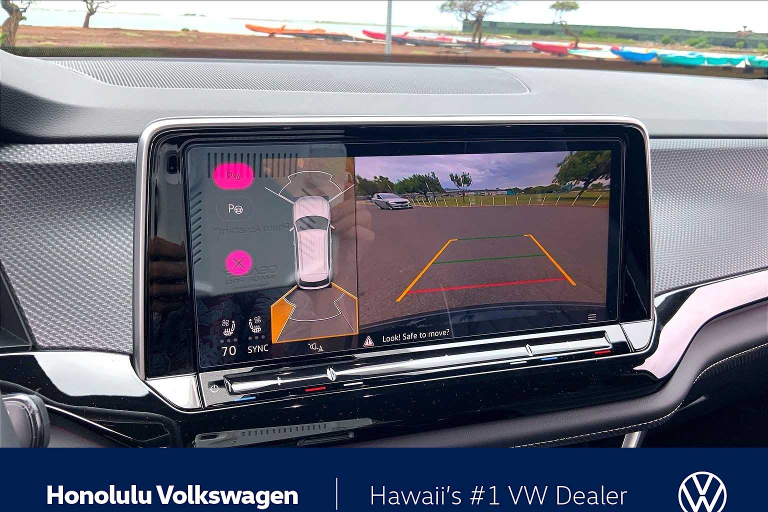 Thumbnail: 2025 Volkswagen Atlas - 26