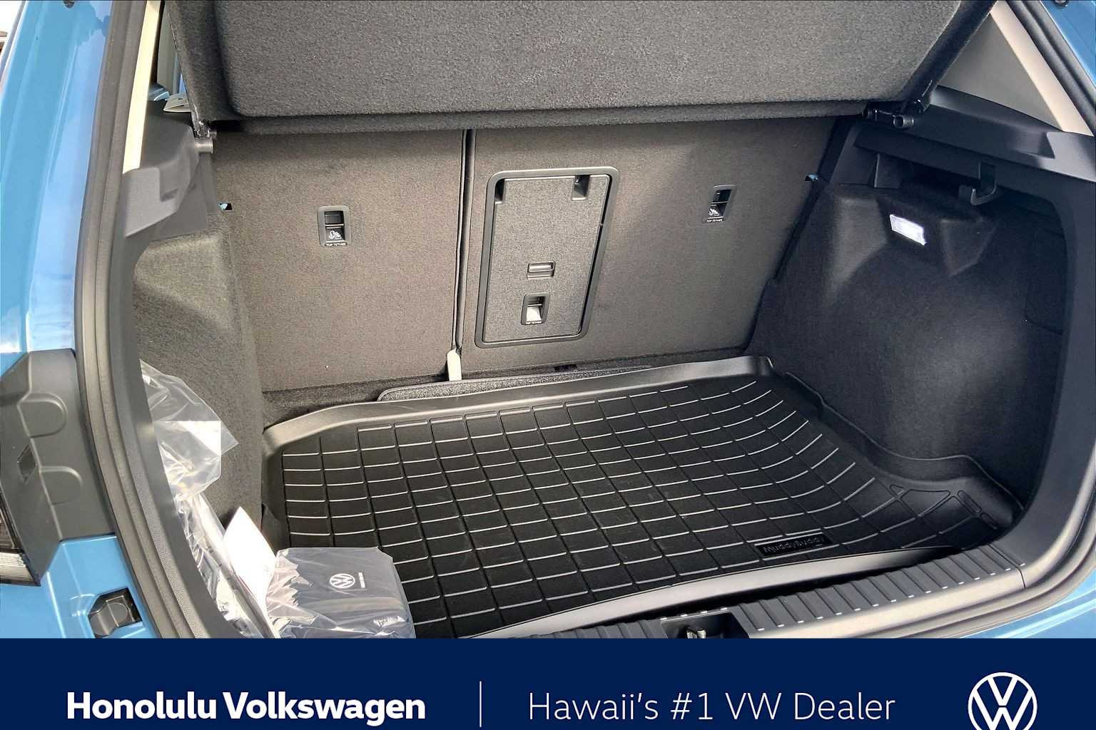 Thumbnail: 2026 Volkswagen Taos - 19